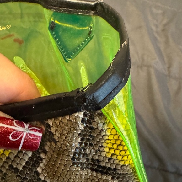 Limited Edition Victoria's Secret Neon Python Angel
City Tote Bag - Picture 9 of 12